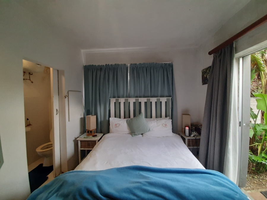 6 Bedroom Property for Sale in Abbotsford Eastern Cape